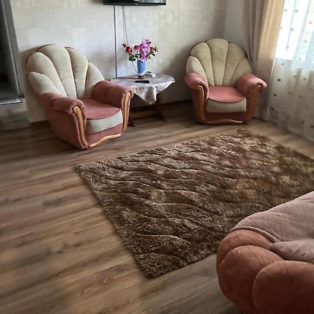 Sweet Home Buzău Eksteriør billede
